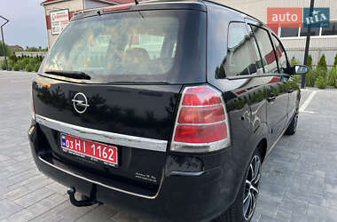 Минивэн Opel Zafira 2007 в 