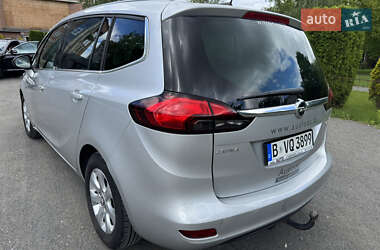 Минивэн Opel Zafira 2017 в 