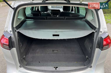 Минивэн Opel Zafira 2017 в 