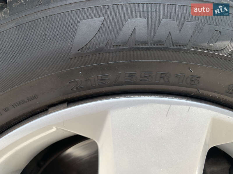 Минивэн Opel Zafira 2006 в Луцке