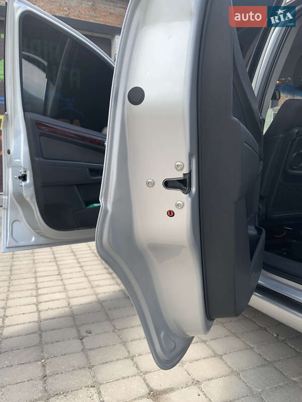 Минивэн Opel Zafira 2006 в Луцке