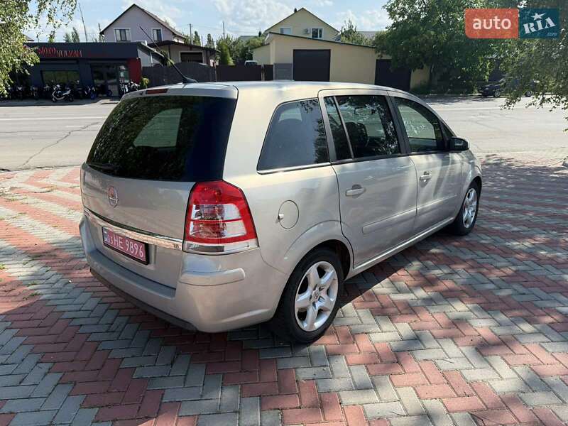 Мінівен Opel Zafira 2009 в Білій Церкві
