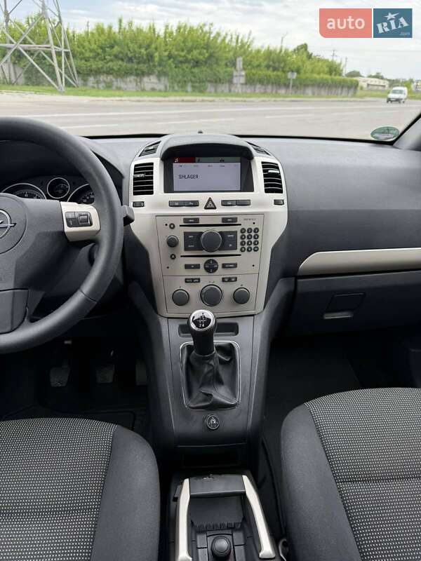 Мінівен Opel Zafira 2009 в Білій Церкві