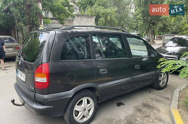 Минивэн Opel Zafira 2000 в 