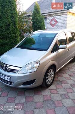 Минивэн Opel Zafira 2009 в Звягеле