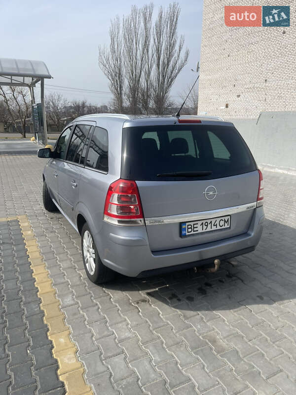 Мінівен Opel Zafira 2009 в Миколаєві фото 3 Мінівен Opel Zafira 2009 в Миколаєві
