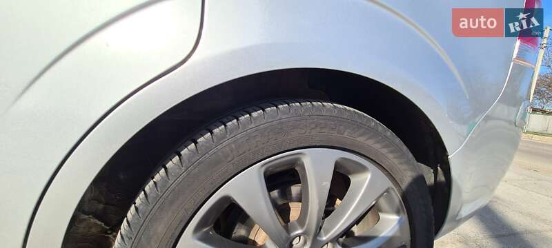 Мінівен Opel Zafira 2011 в Лисянці