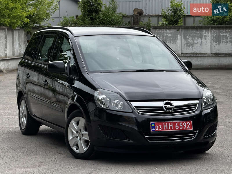 Минивэн Opel Zafira 2014 в Белой Церкви