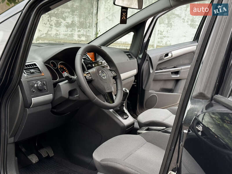 Минивэн Opel Zafira 2014 в Белой Церкви