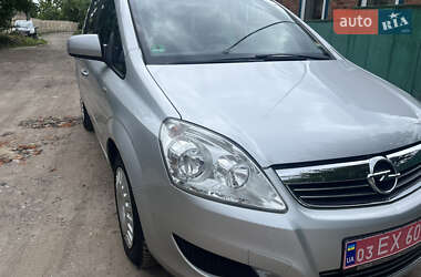 Минивэн Opel Zafira 2009 в 