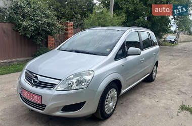 Минивэн Opel Zafira 2009 в 