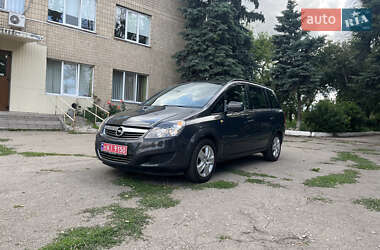 Минивэн Opel Zafira 2013 в Первомайске