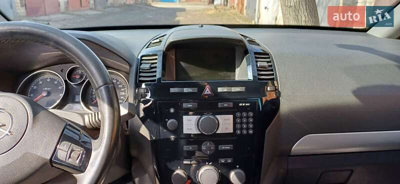 Минивэн Opel Zafira 2010 в Кривом Роге фото 6 Минивэн Opel Zafira 2010 в Кривом Роге