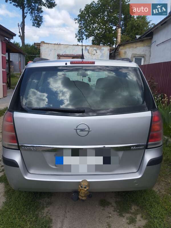 Мінівен Opel Zafira 2006 в Старокостянтинові