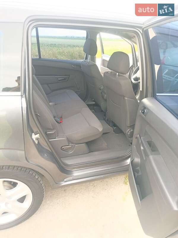 Минивэн Opel Zafira 2009 в Ровно фото 12 Минивэн Opel Zafira 2009 в Ровно