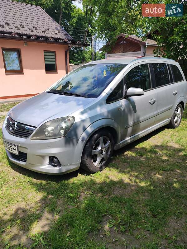 Opel Zafira 2008