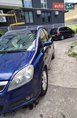 Мінівен Opel Zafira 2005 в Львові