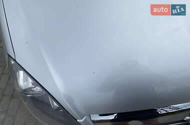 Мікровен Opel Zafira 2012 в 