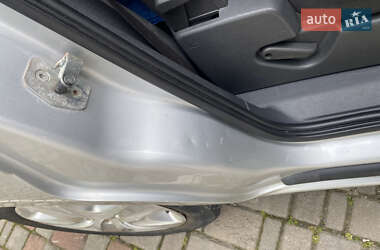 Мікровен Opel Zafira 2012 в 