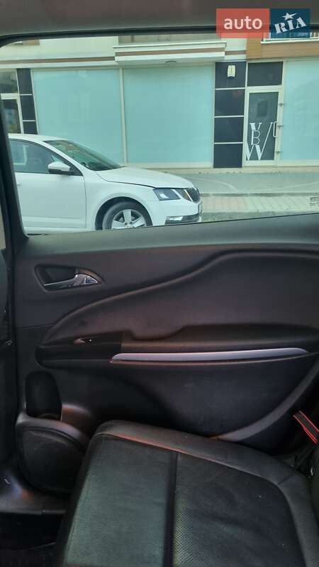 Мінівен Opel Zafira 2016 в Києві