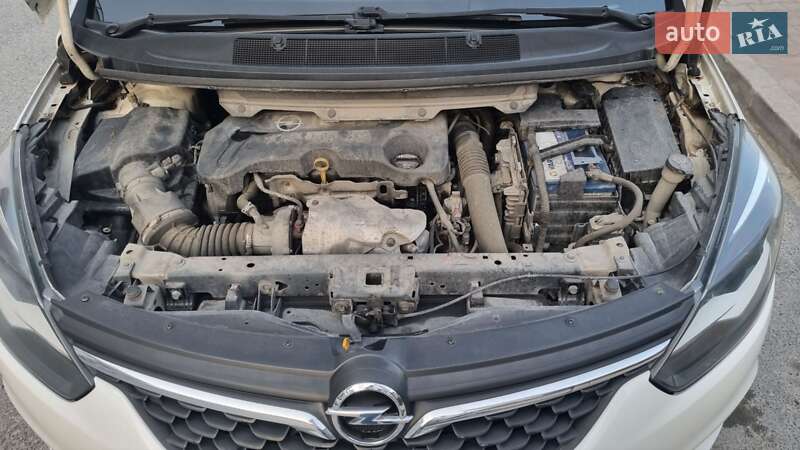 Мінівен Opel Zafira 2016 в Києві