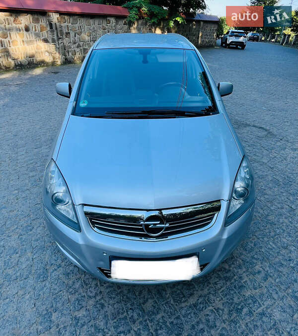 Мінівен Opel Zafira 2011 в Чернівцях фото 8 Мінівен Opel Zafira 2011 в Чернівцях