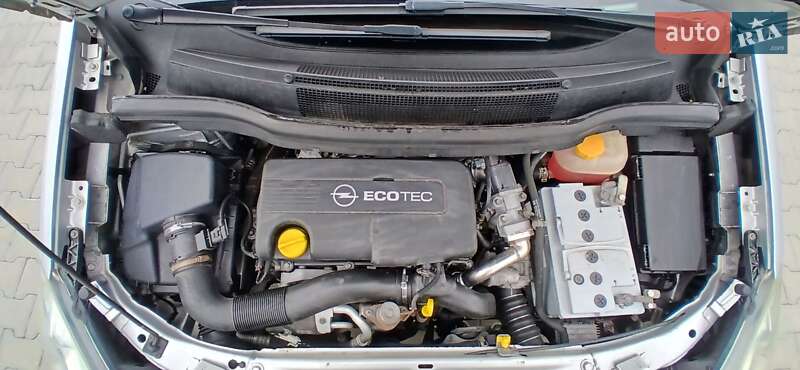 Минивэн Opel Zafira 2009 в Летичеве