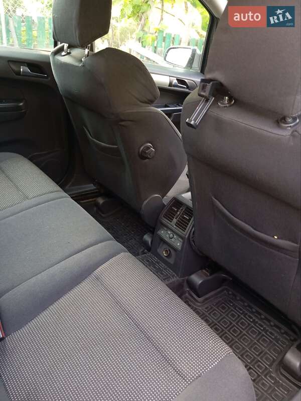 Мінівен Opel Zafira 2009 в Полонному