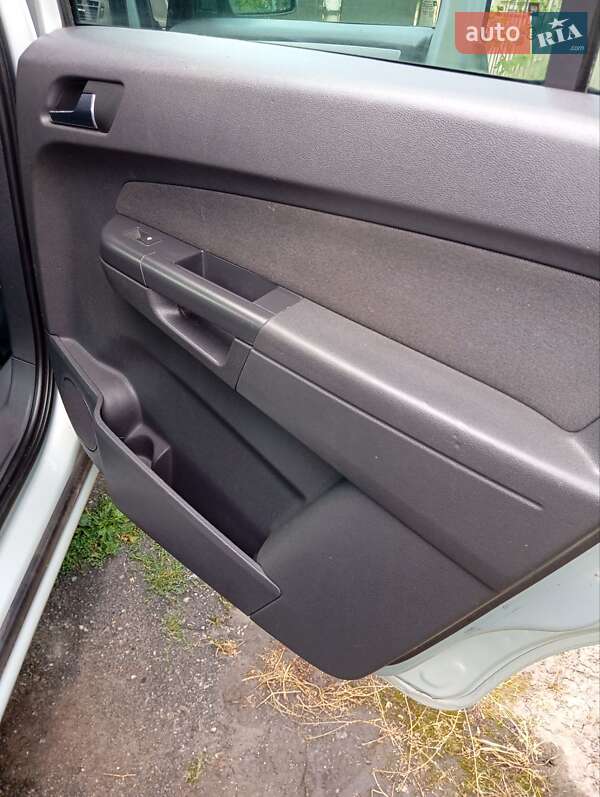 Мінівен Opel Zafira 2009 в Полонному