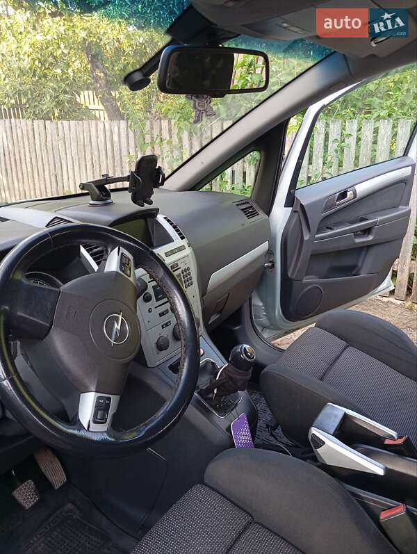 Мінівен Opel Zafira 2009 в Полонному
