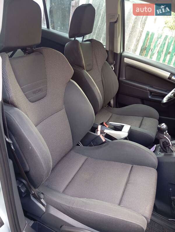 Мінівен Opel Zafira 2009 в Полонному
