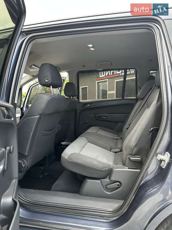 Минивэн Opel Zafira 2007 в Надворной