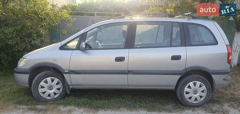 Opel Zafira 2001