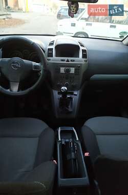 Минивэн Opel Zafira 2006 в 