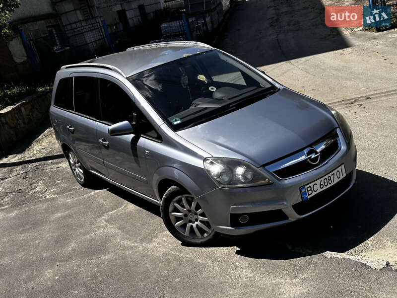 Opel Zafira 2005