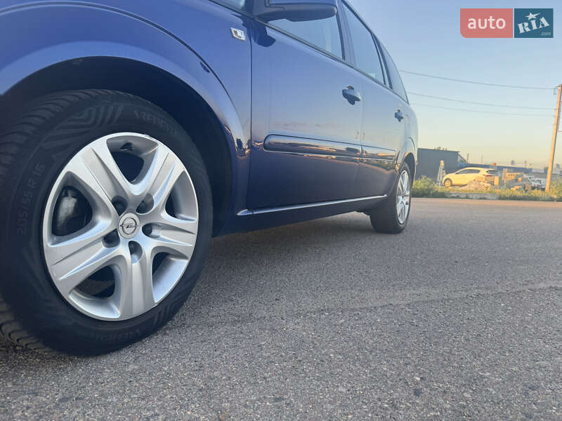 Мінівен Opel Zafira 2009 в Білій Церкві