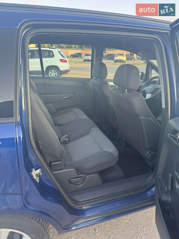 Мінівен Opel Zafira 2009 в Білій Церкві