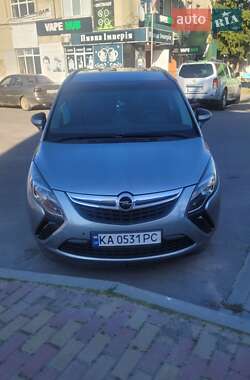 Минивэн Opel Zafira 2013 в 