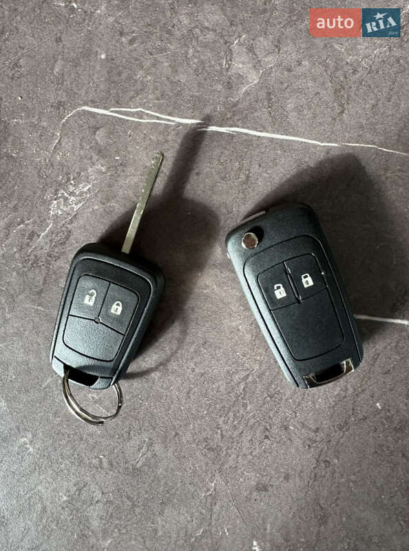 Микровэн Opel Zafira 2015 в Хмельницком