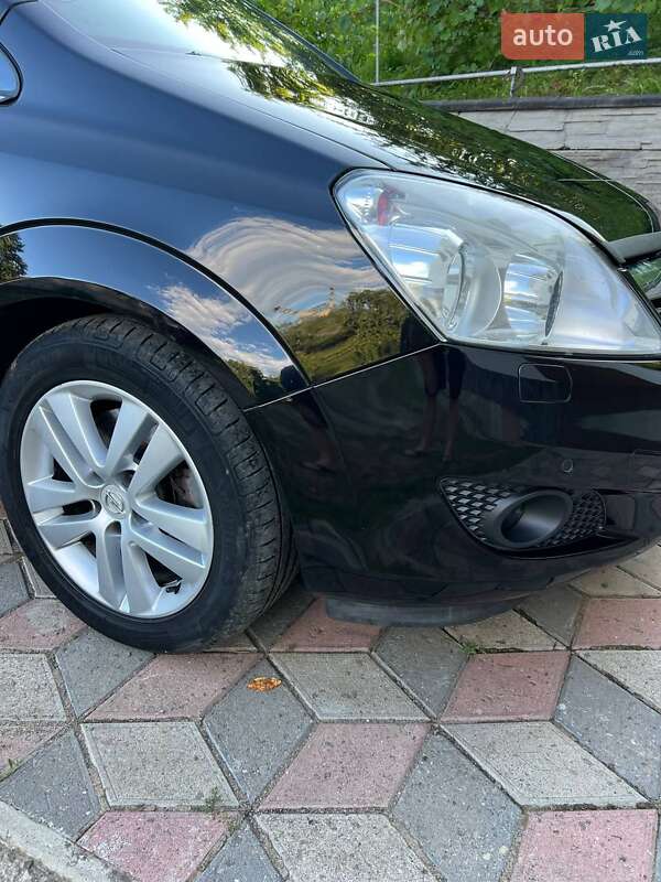 Минивэн Opel Zafira 2010 в Коломые