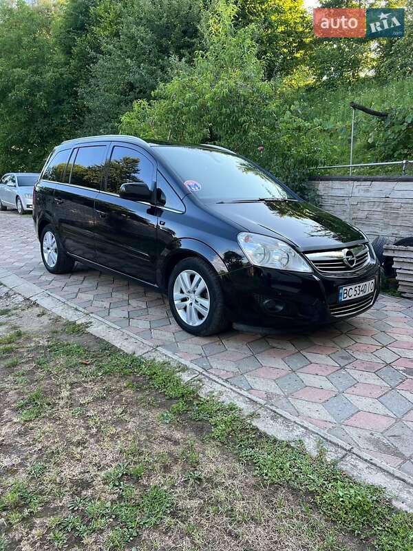 Минивэн Opel Zafira 2010 в Коломые