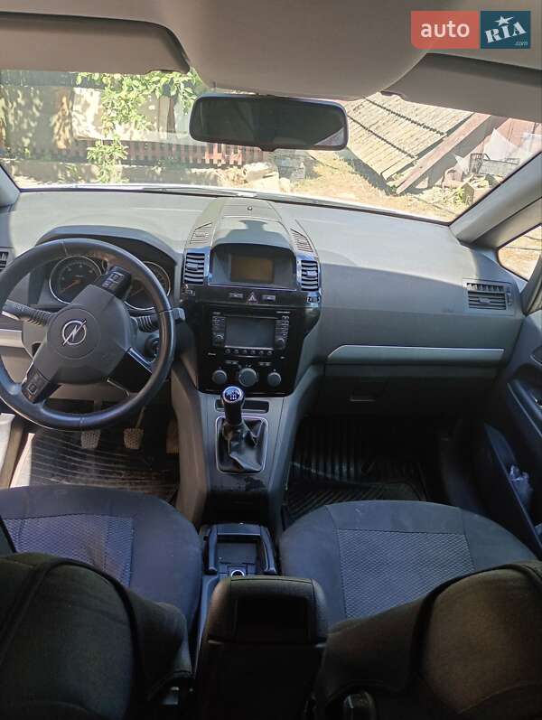Мінівен Opel Zafira 2012 в Городку