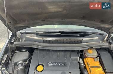 Минивэн Opel Zafira 2008 в 