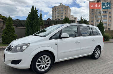 Минивэн Opel Zafira 2010 в Луцке