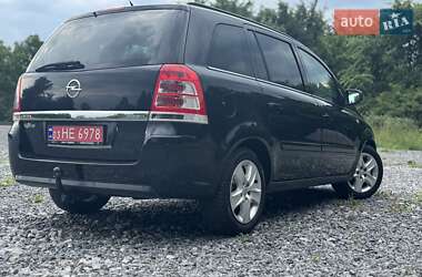 Минивэн Opel Zafira 2011 в 