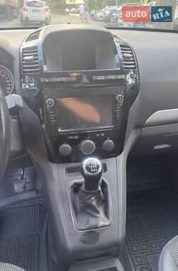 Минивэн Opel Zafira 2009 в 