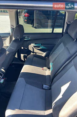 Минивэн Opel Zafira 2006 в 