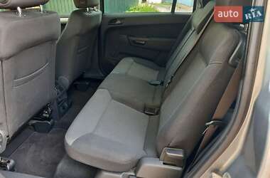 Мінівен Opel Zafira 2010 в 