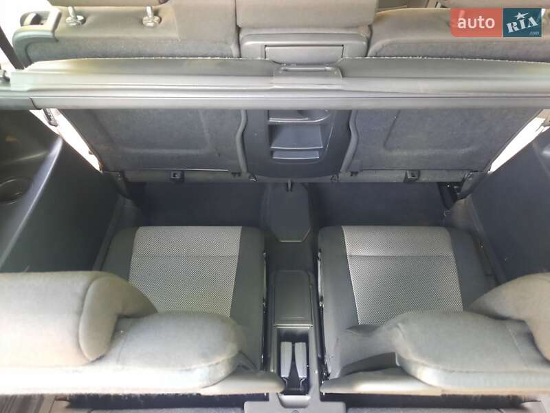 Минивэн Opel Zafira 2010 в Полтаве