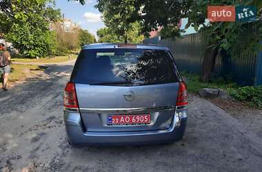 Мінівен Opel Zafira 2010 в 